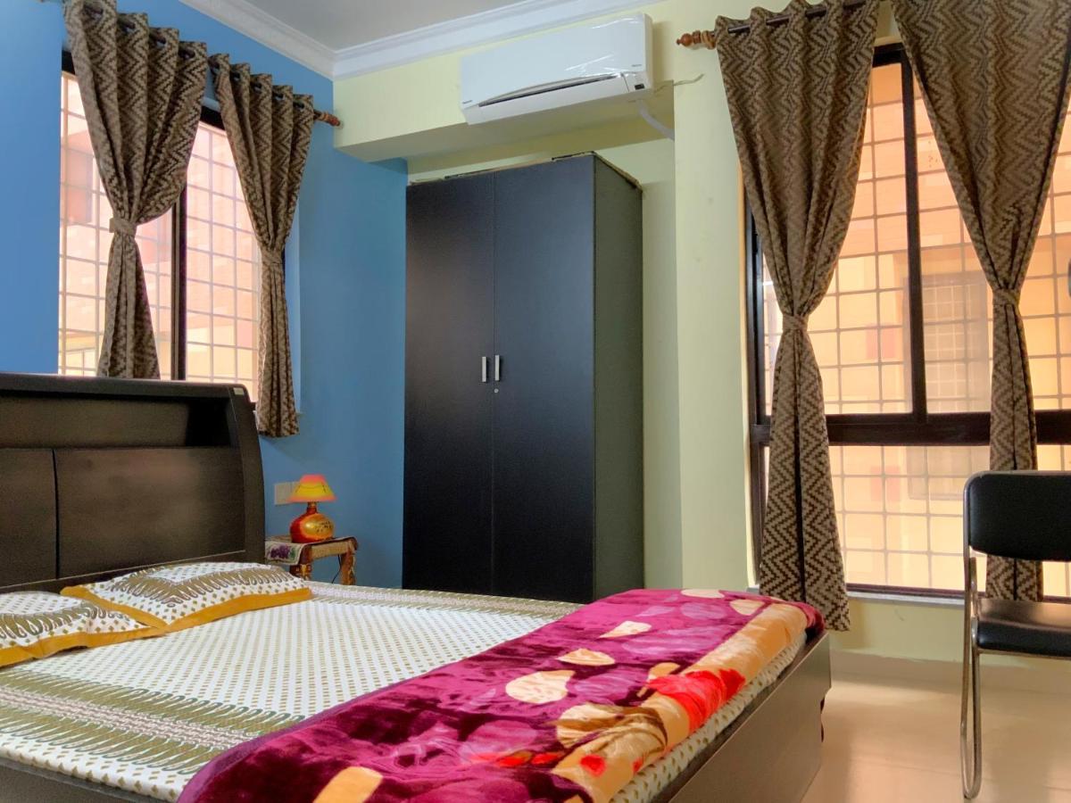 Entire 3 Bedroom Duplex With Garden At Vedic Apartment