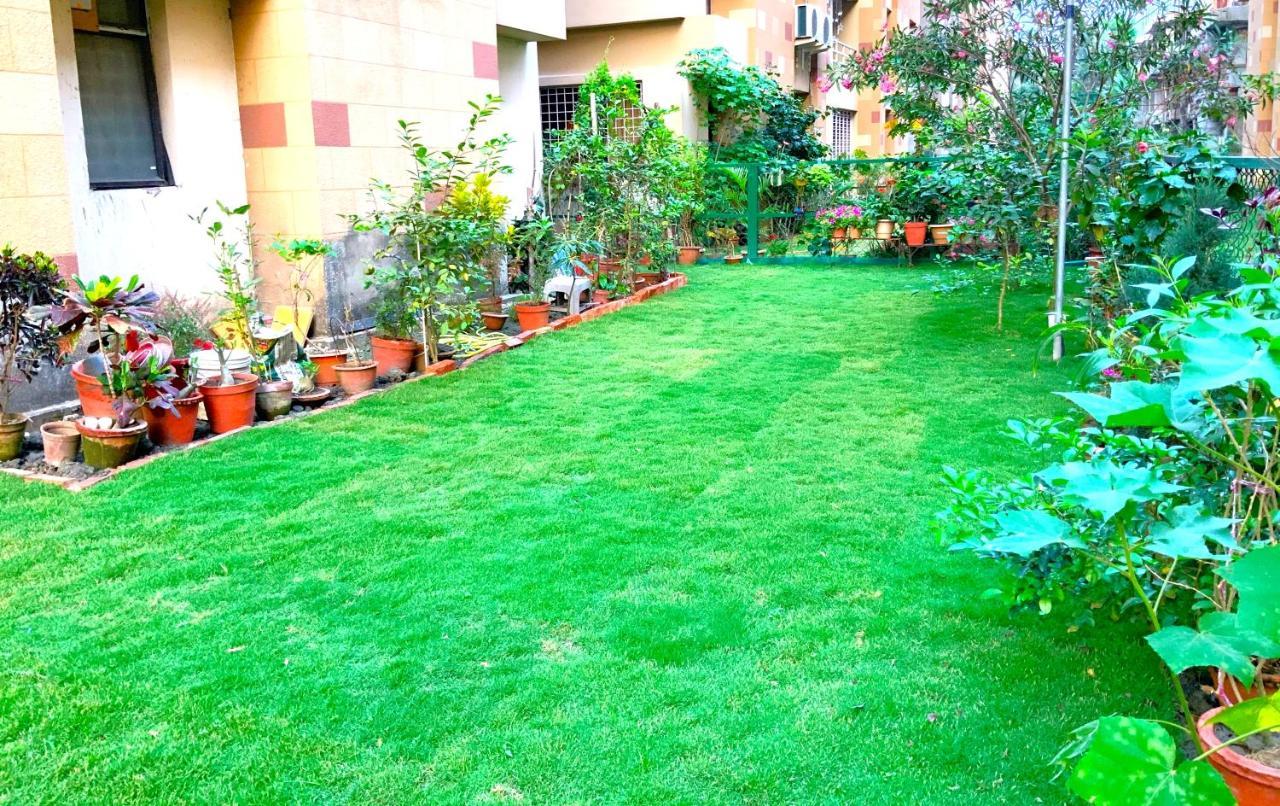 Entire 3 Bedroom Duplex With Garden At Vedic Apartment